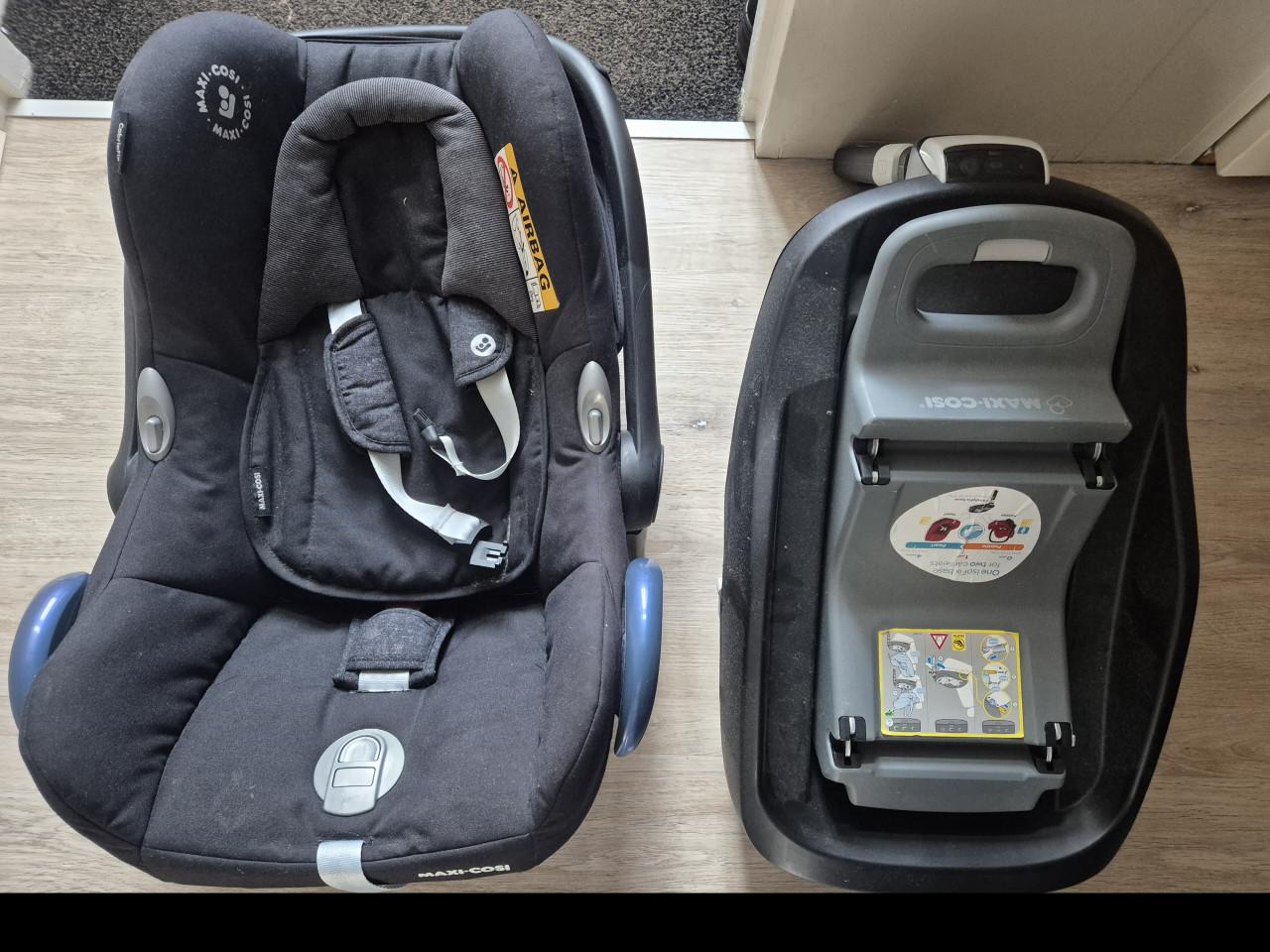 Maxi-cosi met family fix