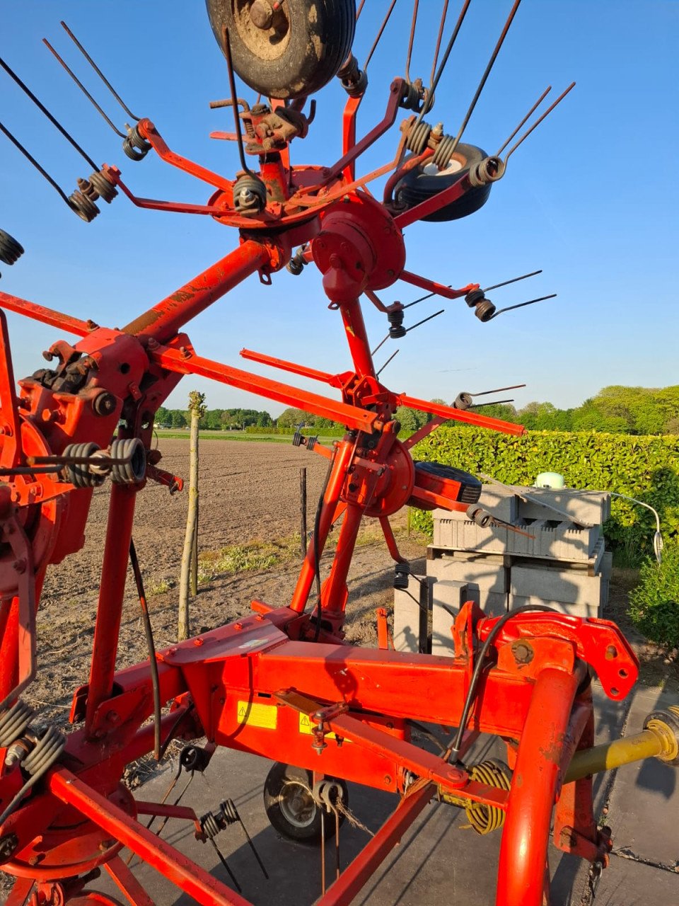 Kuhn hooischudder