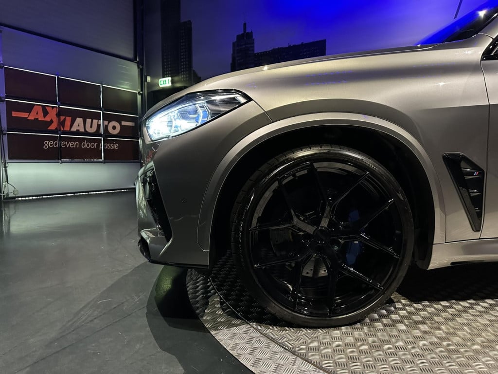 BMW X5 m competition *vossenwheels*carbon*pano*nl auto*