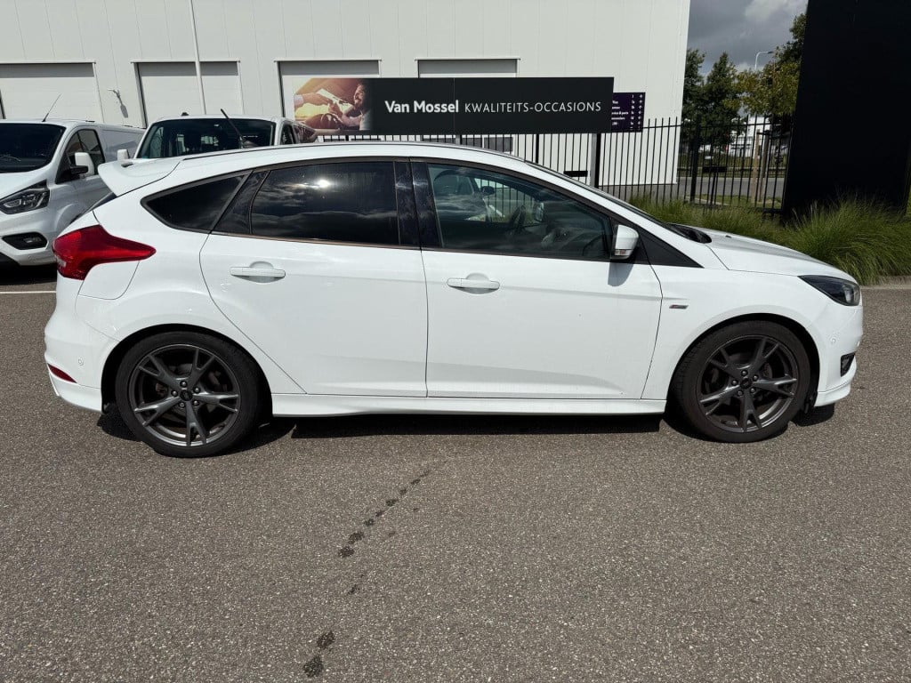 Ford Focus 1.0 st-line | climate control | cruise control | voorruit verwar