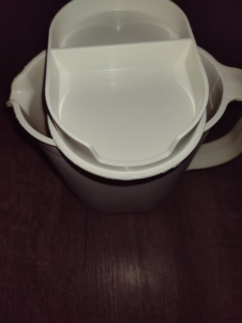 Tupperware kan voor sap bewaren afsluitbaar 1L