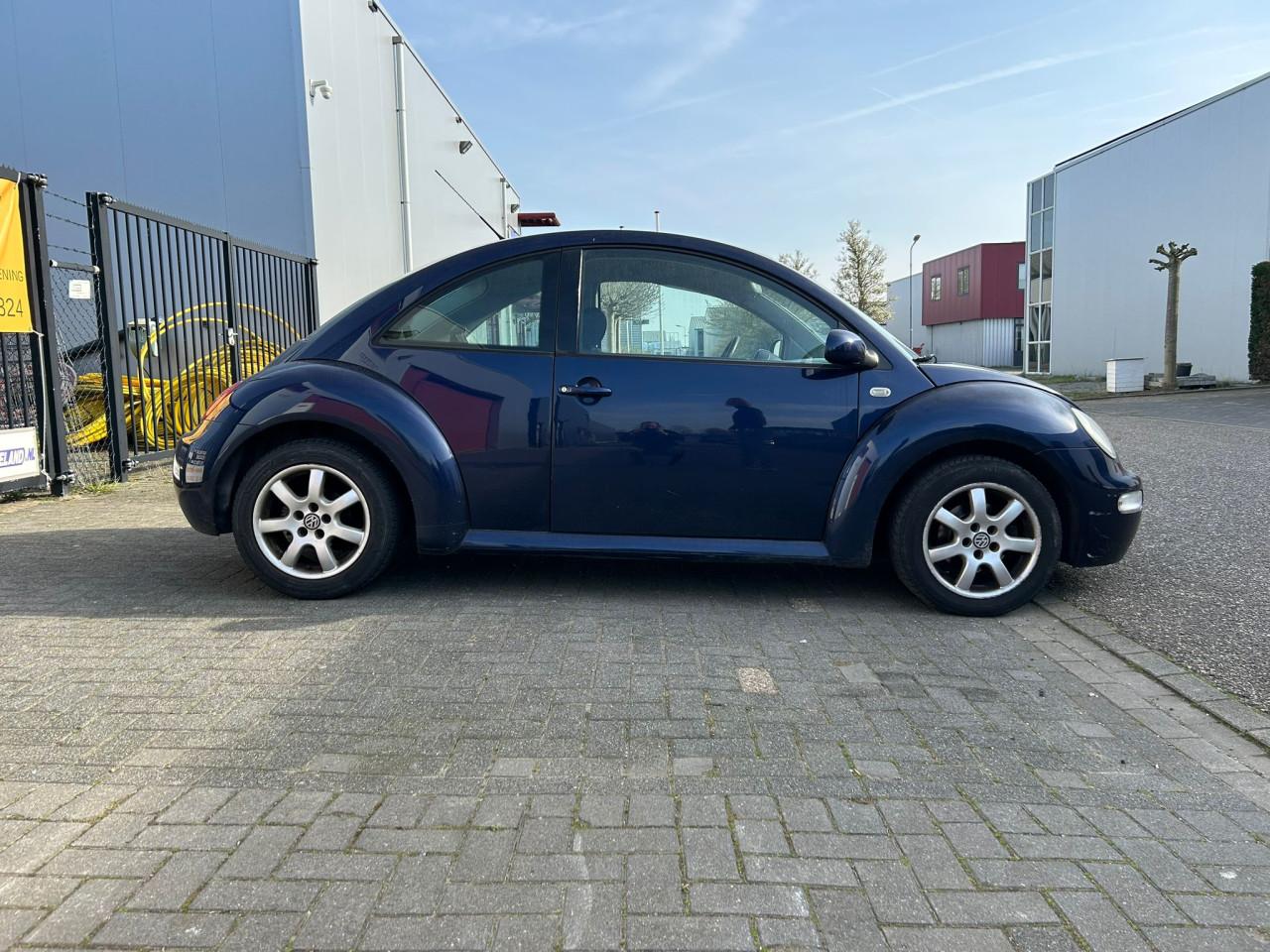 Volkswagen New Beetle 1.6 Loopt beetje onregelmatig rijd voor de rest nrml