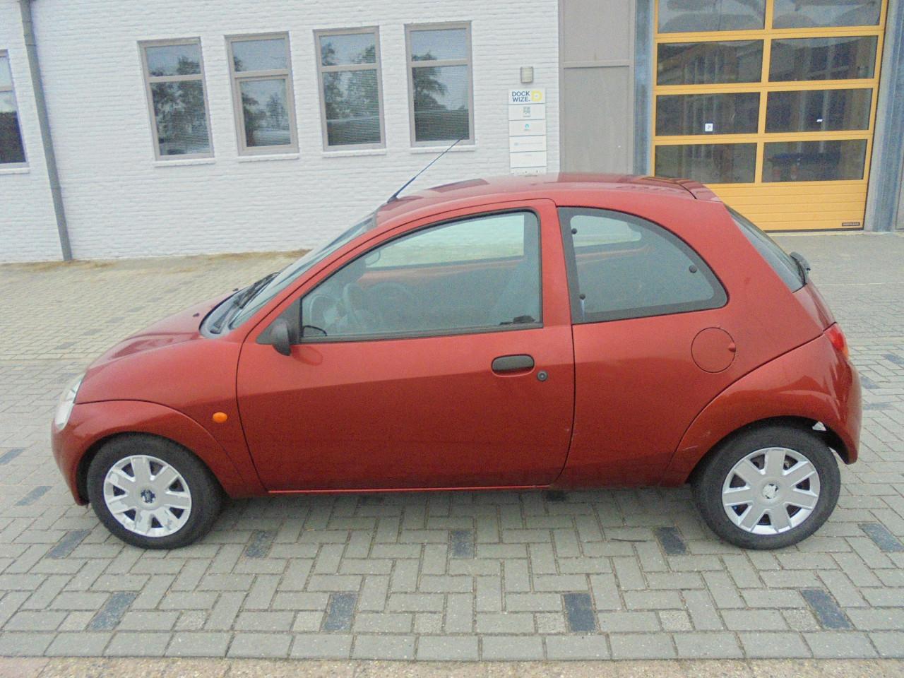Ford Ka 1.3 Cool & Sound Bouwjaar 2008 tweede eigenaar € 1250