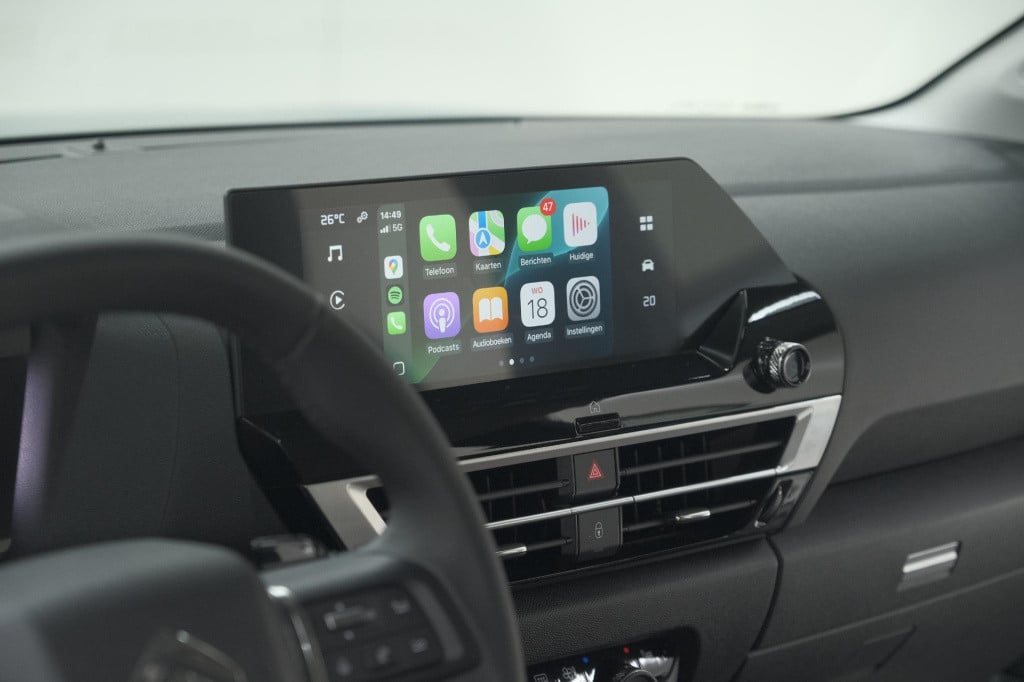 Citroen C4 puretech 130 eat8 shine | camera | apple carplay | parkeersensor
