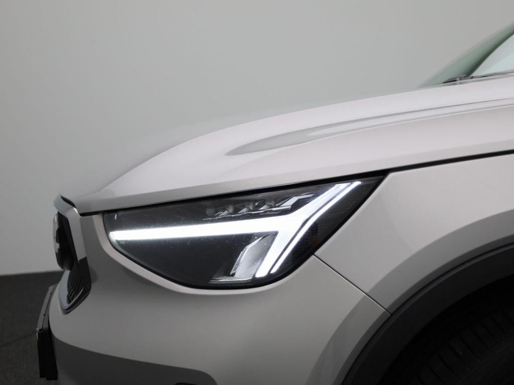 Volvo XC40 1.5 t2 essential | automaat | lmv | navigatie | virtual cockpit 