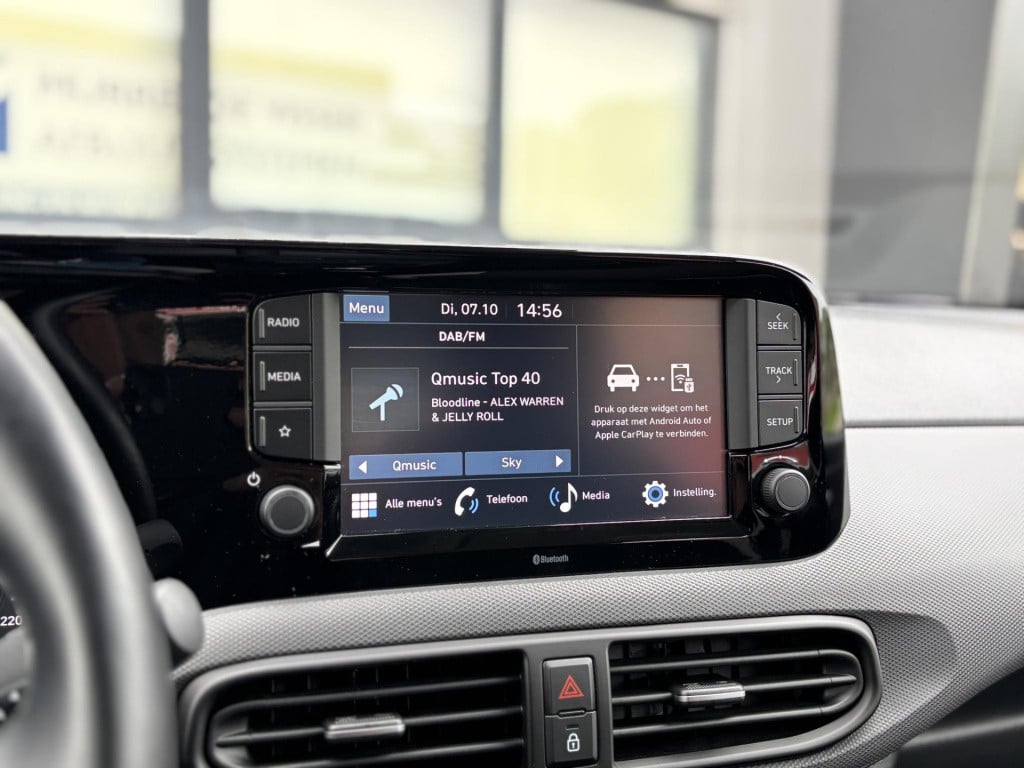 Hyundai I 10 1.0 comfort | apple carplay/android auto | two-tone lakkleur |