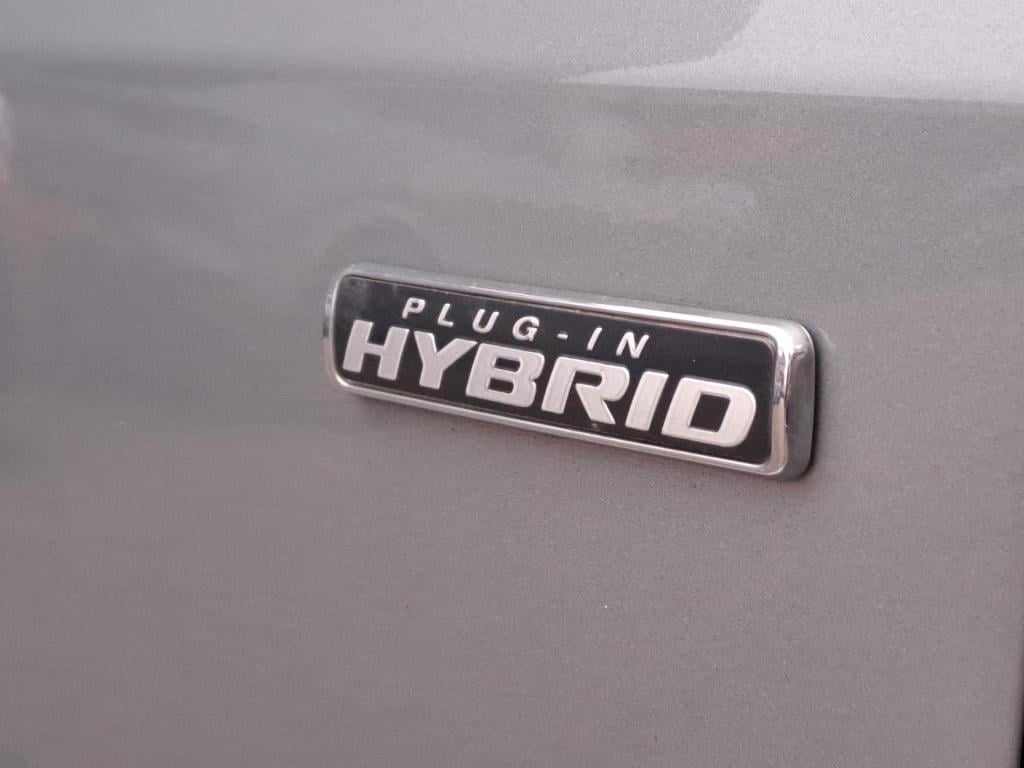 Ford Kuga 2.5 phev st-line | apple carplay & android auto | parkeersensoren