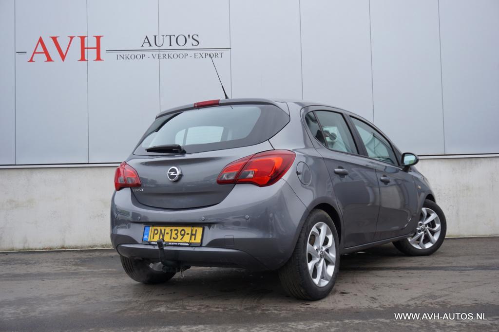 Opel Corsa 1.4 color edition
