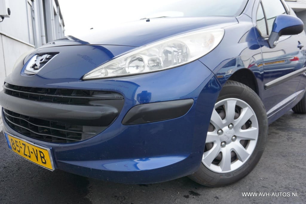 Peugeot 207 1.4 vti cool 'n blue