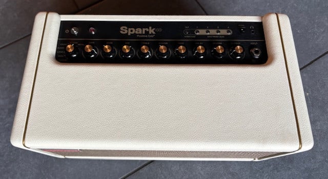 Spark 40 als nieuw.