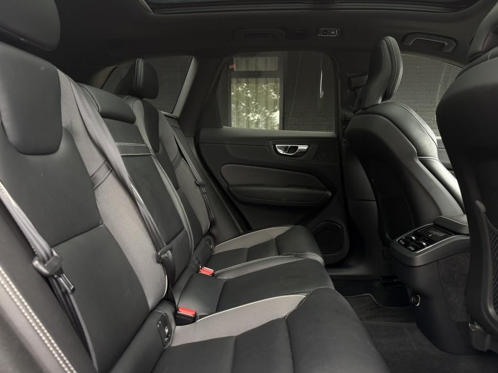 Volvo XC60 2.0 t4 r-design - liefhebbersauto! -