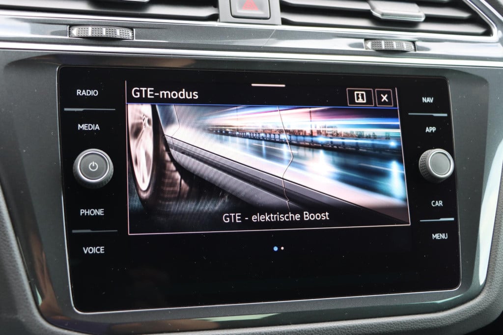 Volkswagen Tiguan 1.4 tsi ehybrid r-line business + 245pk dsg6