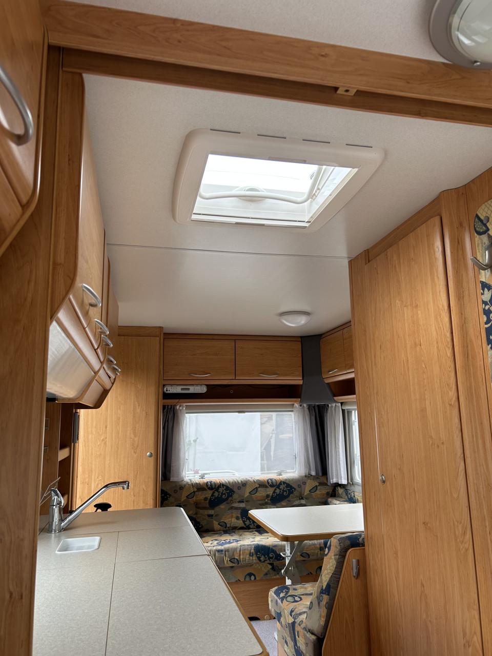 Knaus Blue Line 450 caravan
