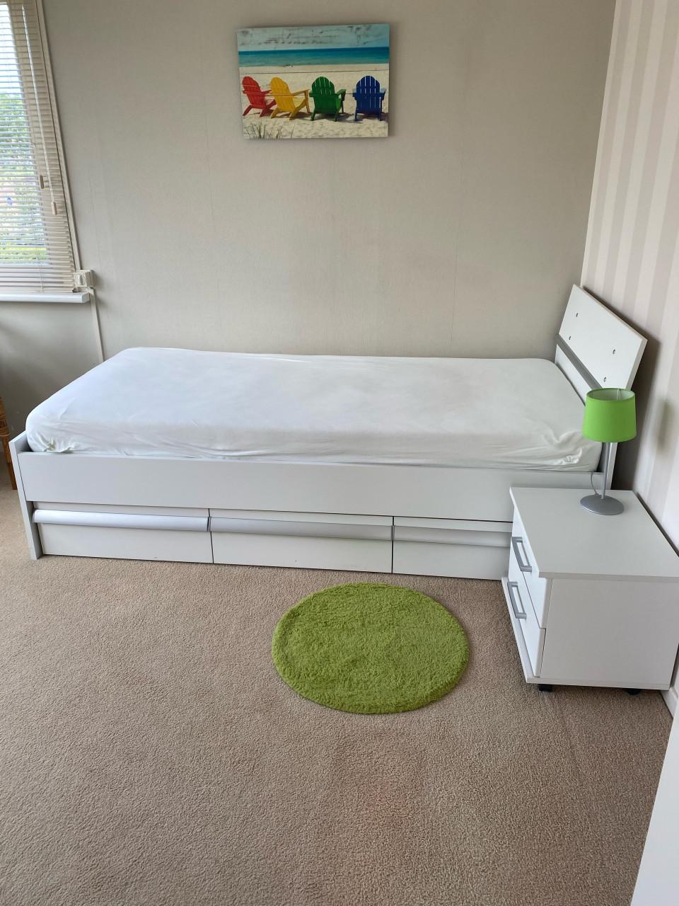 Zgan eenpersoons bed compleet