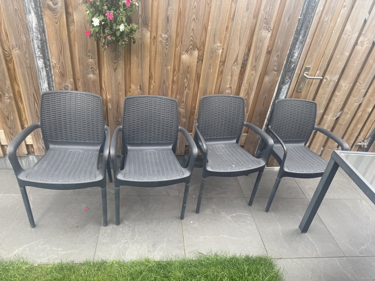 Tuin tafel met 4 stoelen
