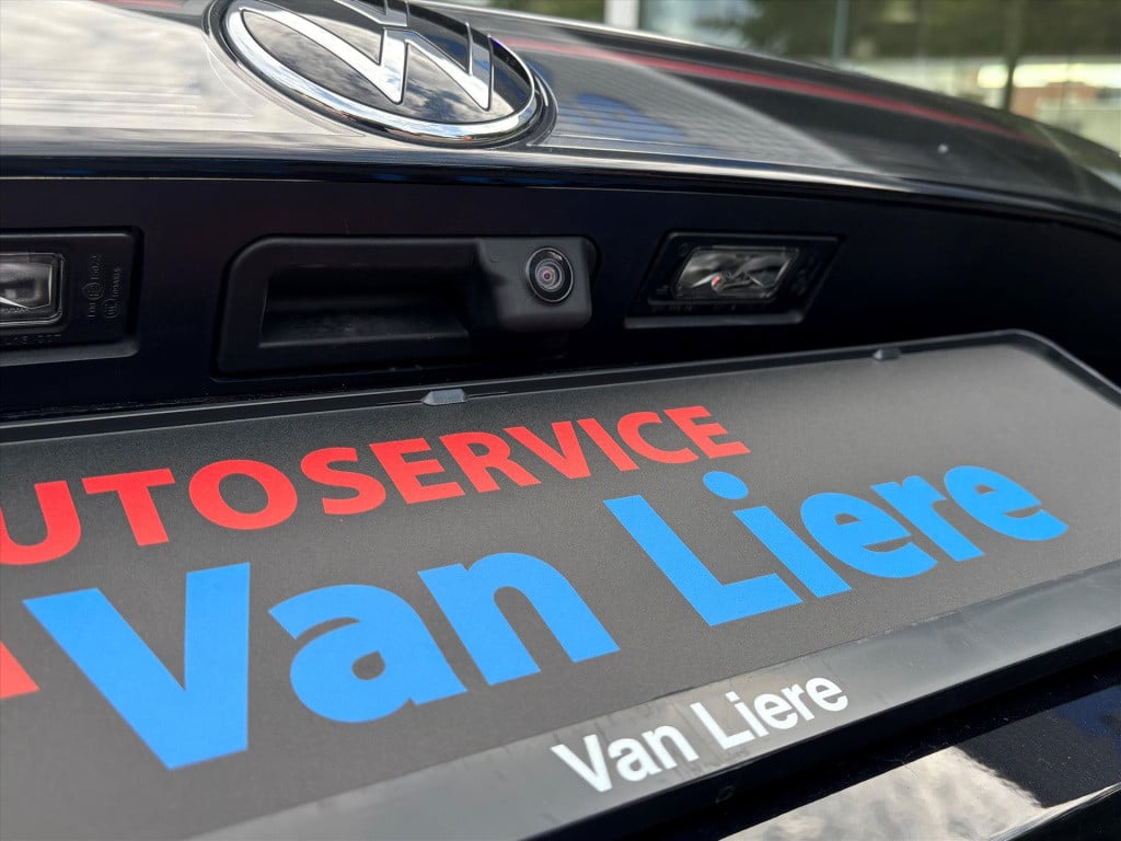 Volkswagen T-cross 1.5 tsi 150pk dsg-7 r-line| trekhaak| camera|navi| uniek