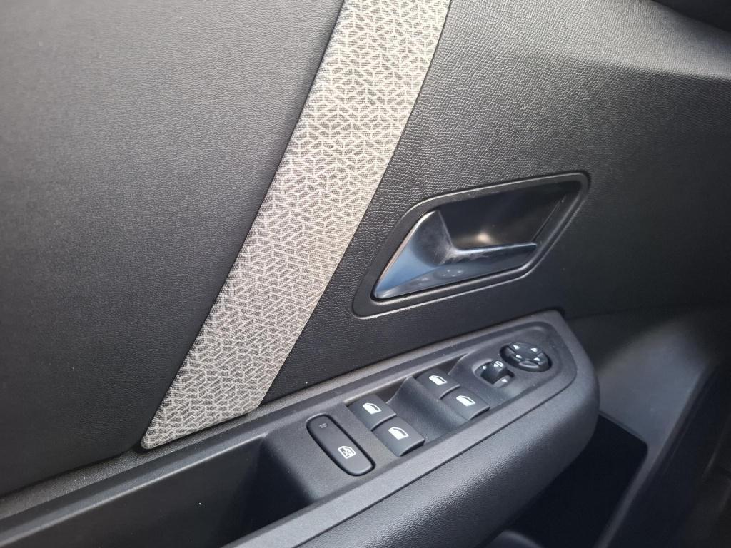 Citroen C4 130pk max automaat clima/lmv/nav/cam
