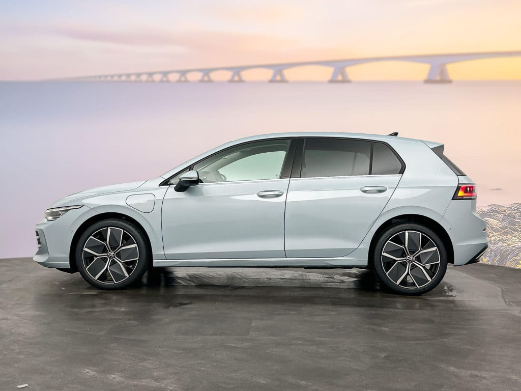 Volkswagen Golf style edition 1.5 ehybrid 150 kw / 204 pk hatchbac