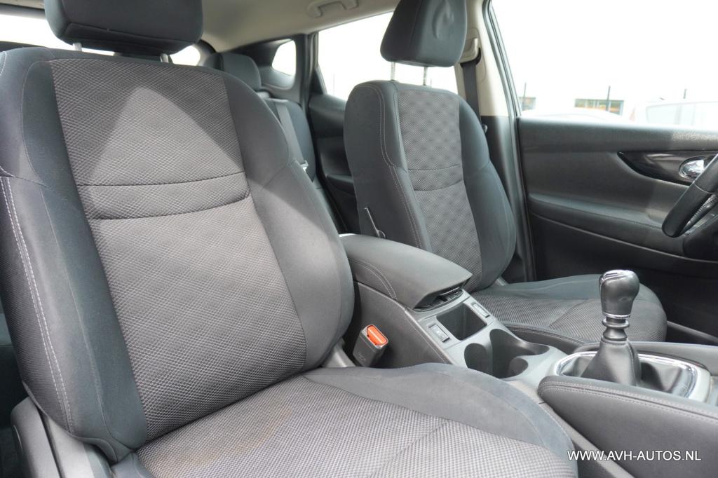 Nissan Qashqai 1.2 connect edition