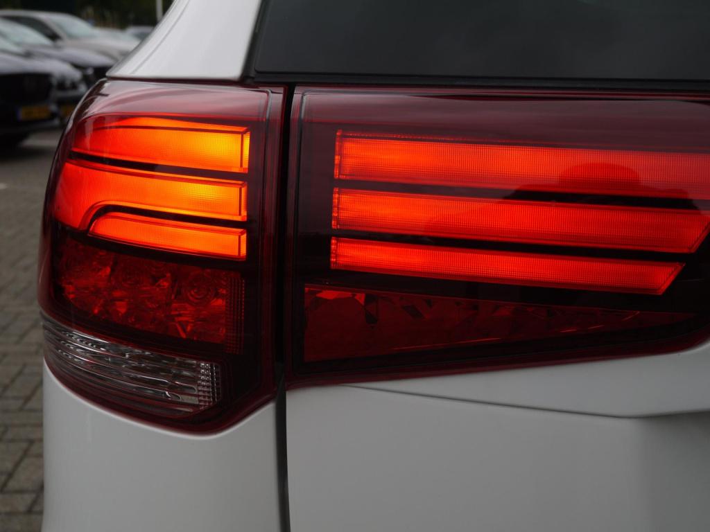 Mitsubishi Outlander 2.4 phev 224 pk intense|rijklaar