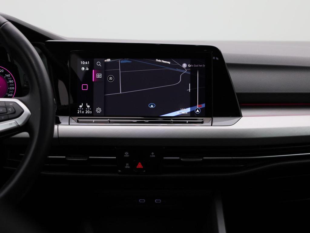 Volkswagen Golf 1.0 etsi life | automaat | stoel - stuur verwarming | navig
