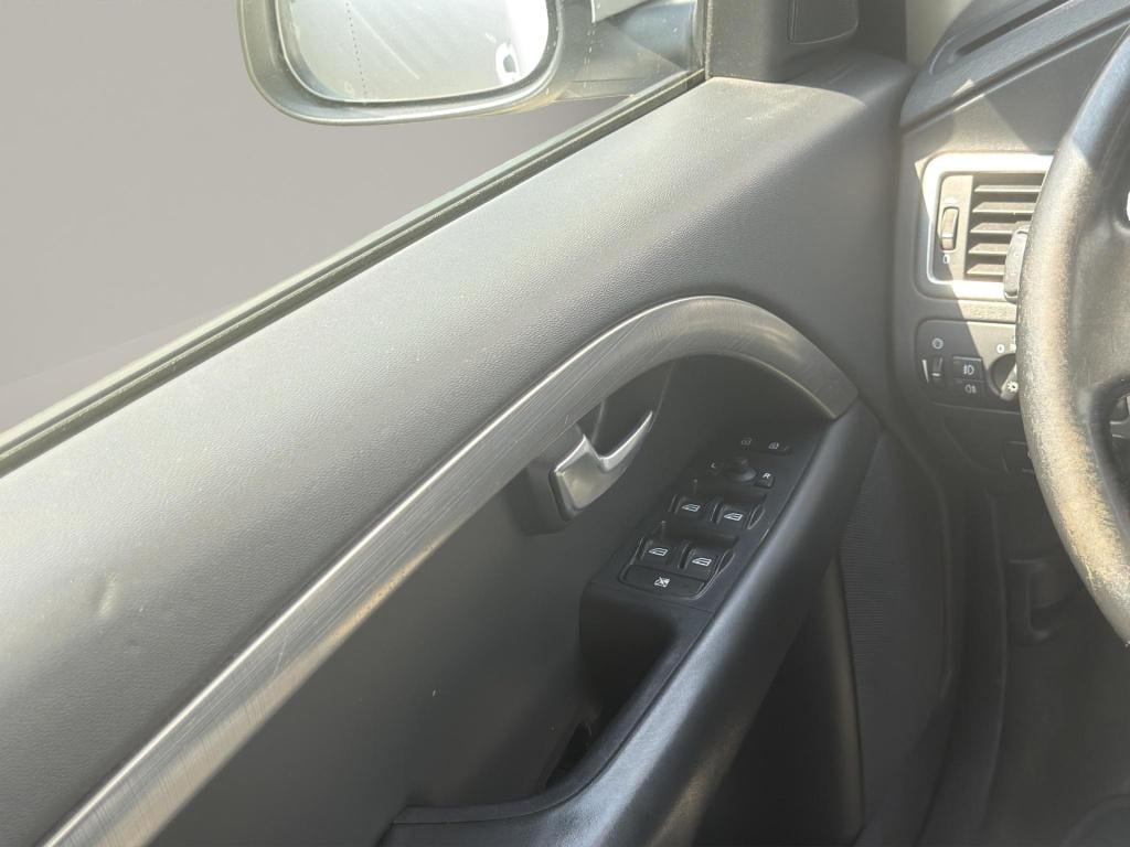 Volvo V70 2.4d limited edition leder airco