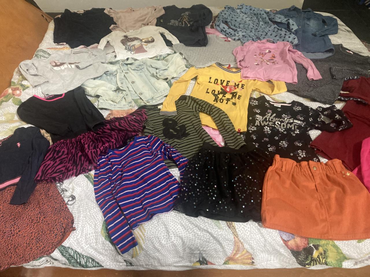 Kleding bundel 122-128