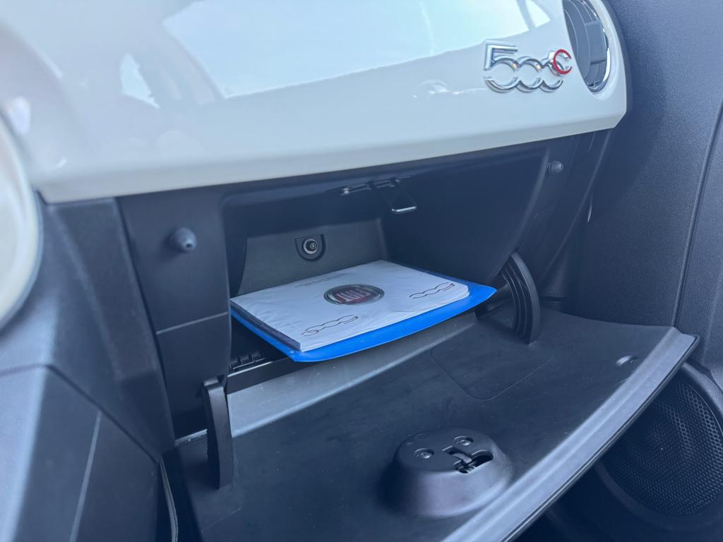 Fiat 500 C 1.0 hybrid dolcevita * cruise control * stoelverwarming * half l