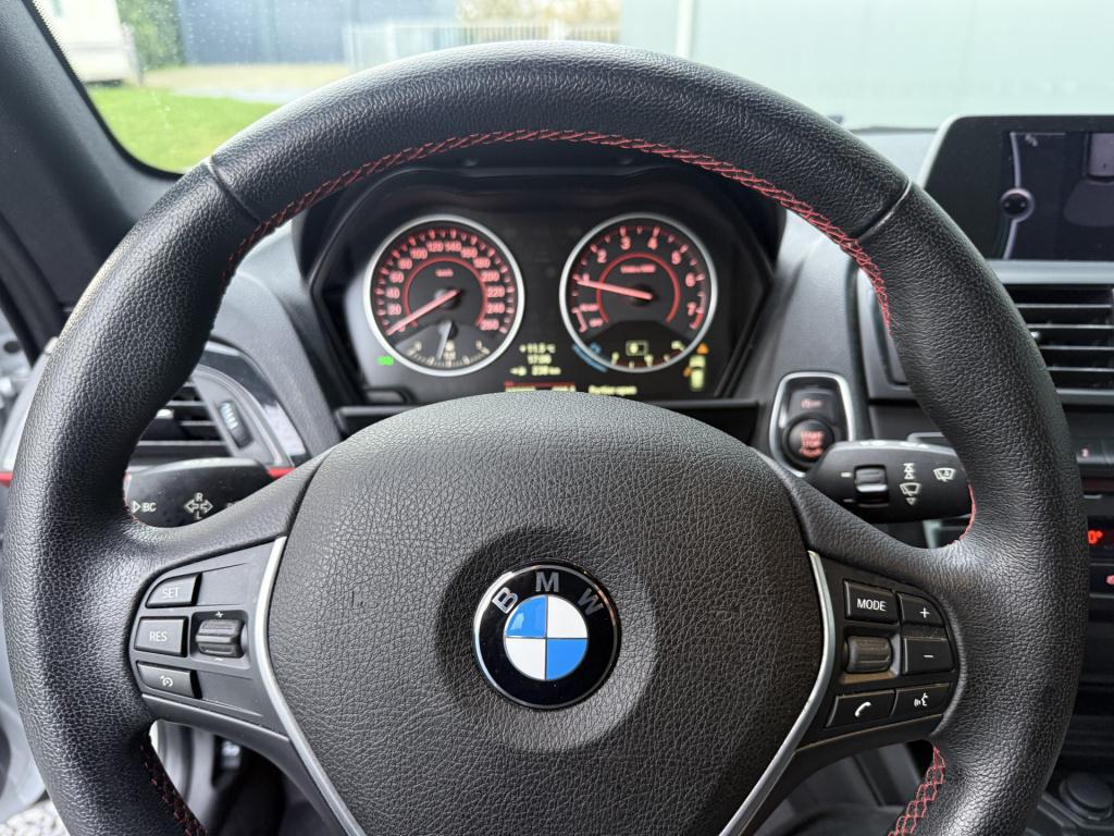 BMW 1 Serie 114i executive business+ 3-drs