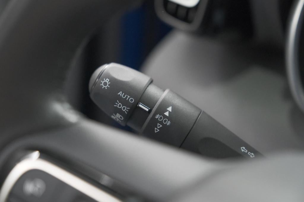 Citroen C3 Aircross puretech 130 eat6 feel | camera | climate control | app