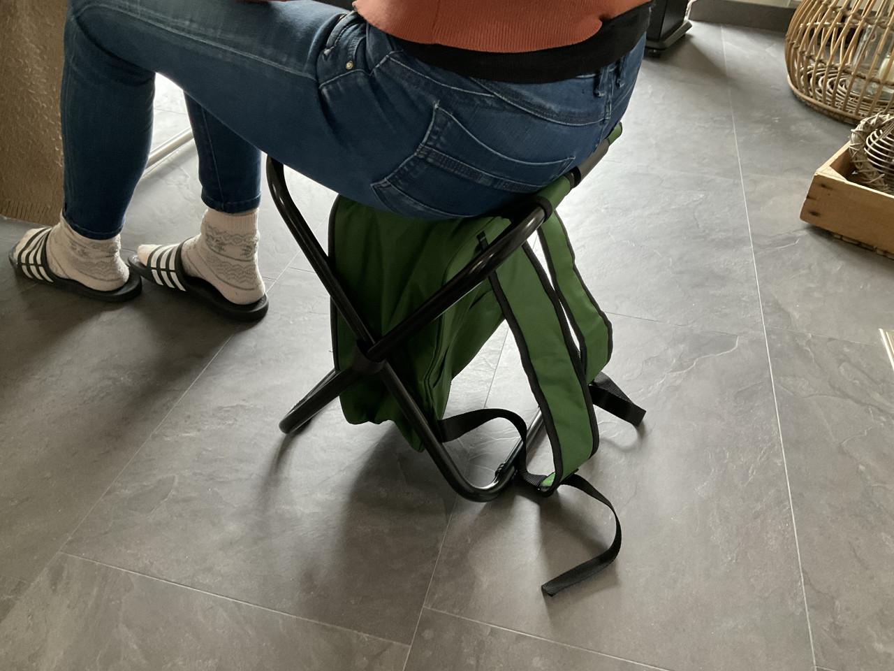 Inklapbare stoeltjes.