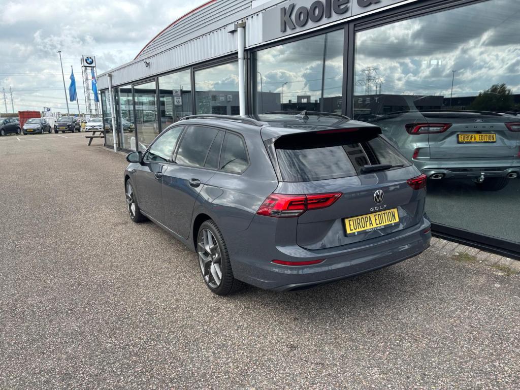 Volkswagen Golf tsi 110pk life, elektrische trekhaak, carplay
