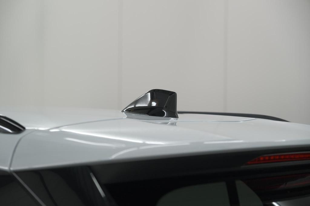 Peugeot 2008 puretech 100 allure | apple carplay | parkeersensoren | climat
