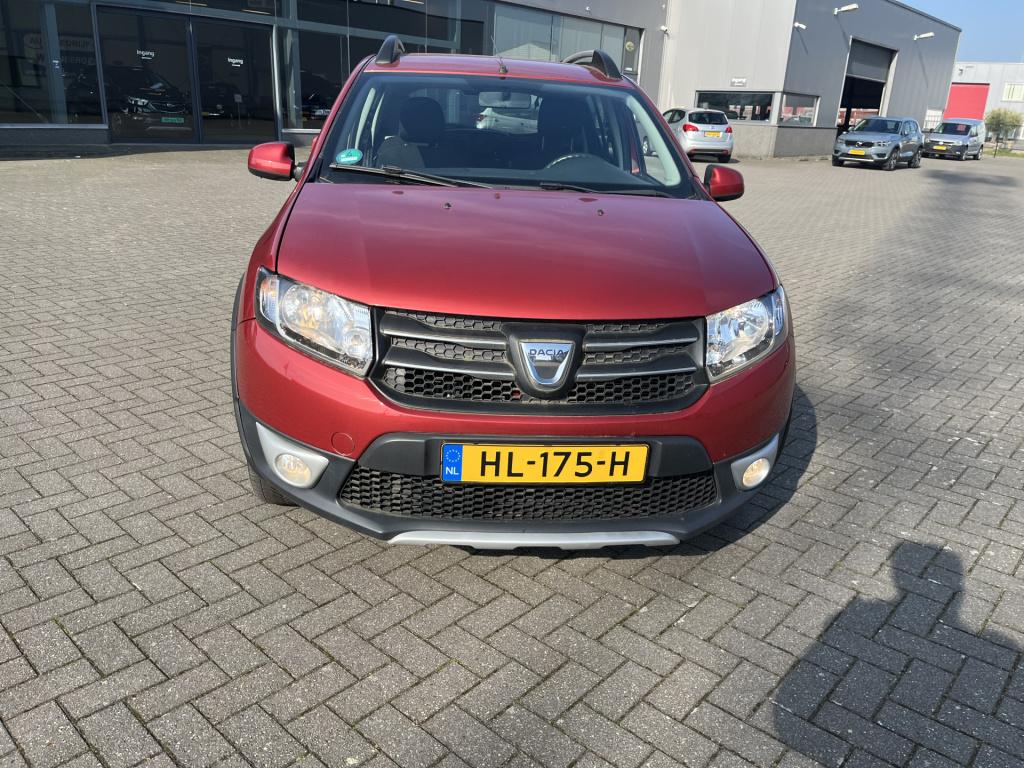 Dacia Sandero Stepway 0.9 tce lauréate 63 dkm