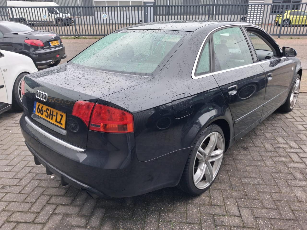 Audi a4 limousine 1.8 20vt automaat