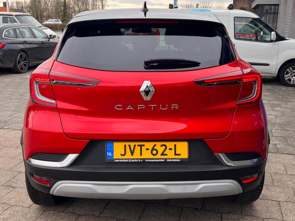 Renault Captur 1.3 tce 140 aut, intens met vele opties, camera, zelf sturen