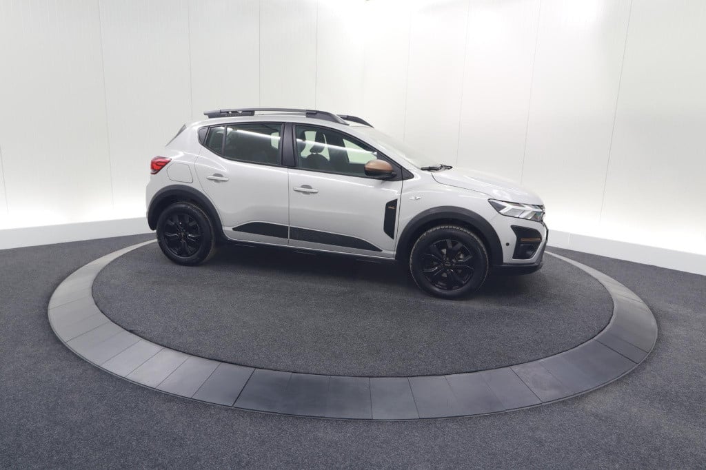 Dacia Sandero Stepway tce 90 extreme | camera | dodehoekdetectie | navigati
