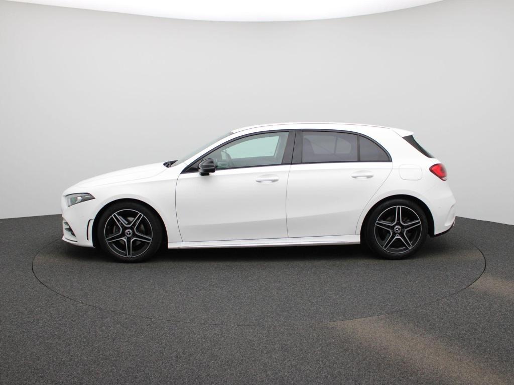 Mercedes-Benz A-Klasse 180 business solution amg | automaat | navigatie | s