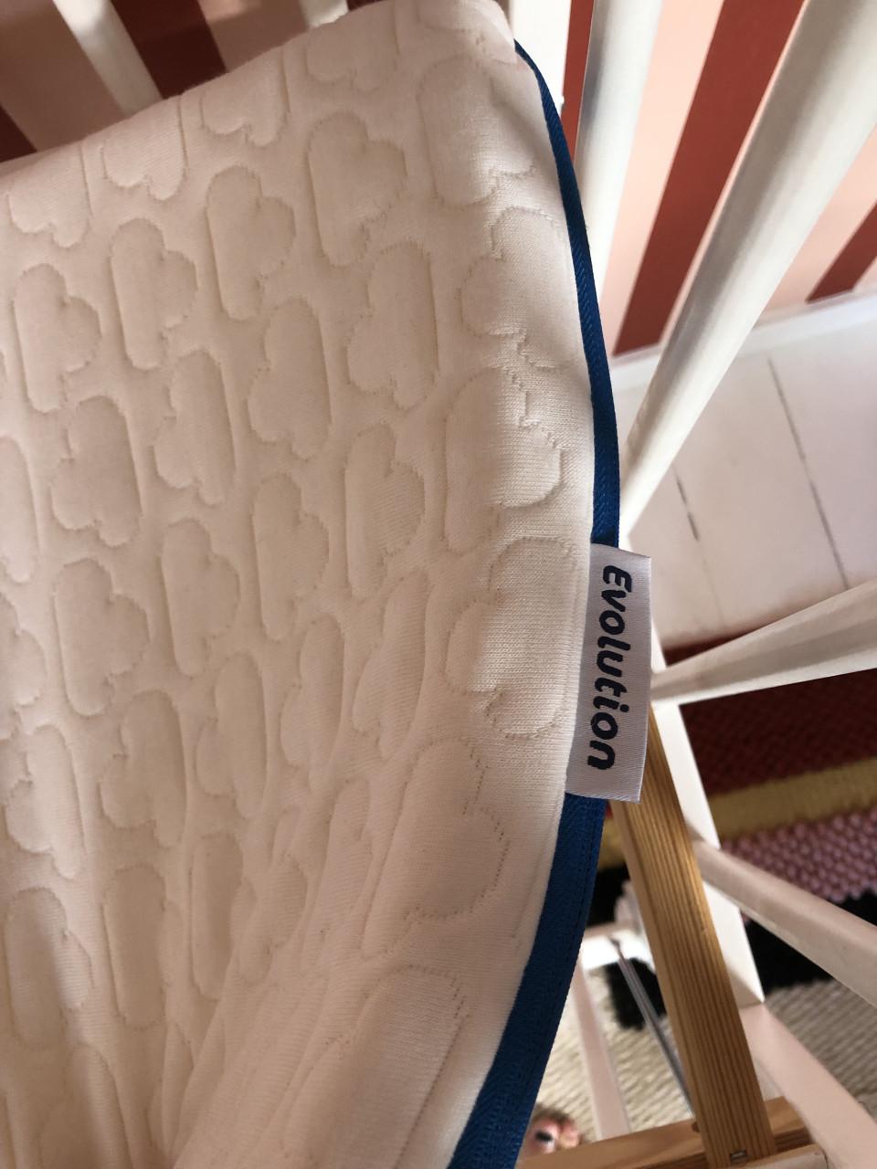 Petit Amélie co-sleeper incl. nieuw AeroSleep matraspakket