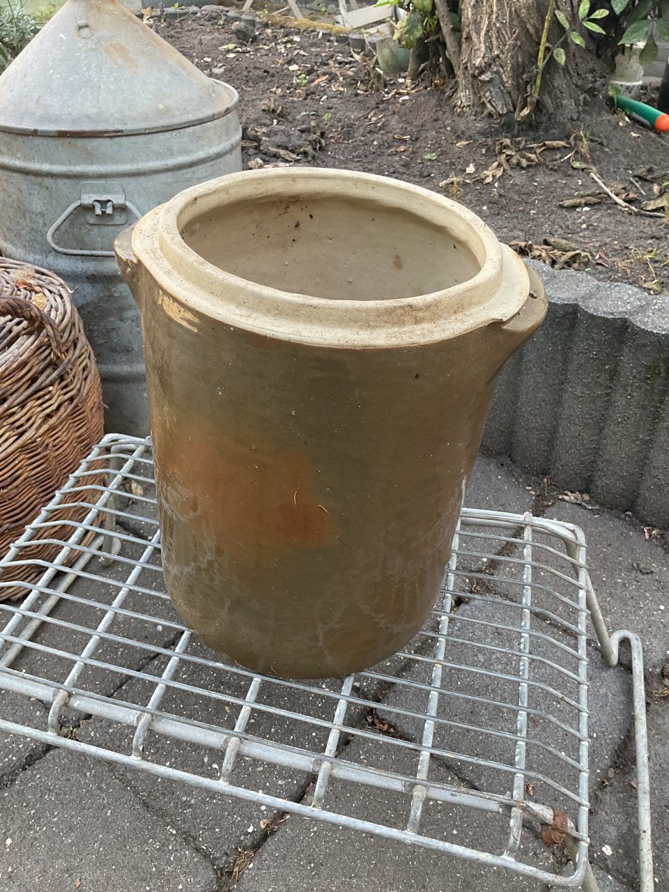 Oude pot