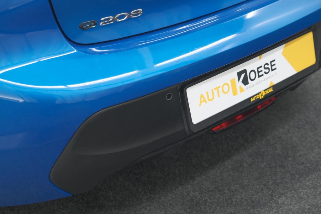 Peugeot 208 ev active pack 50 kwh | parkeersensoren | apple carplay | clima