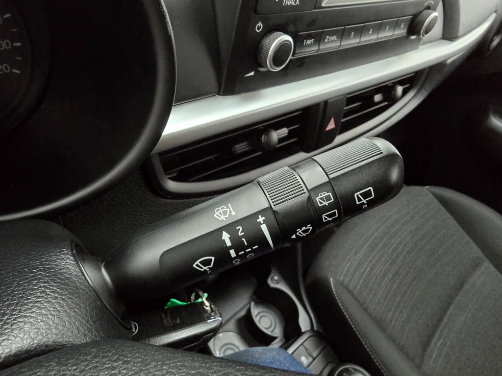 Kia Picanto occasion met airco en bluetooth | tweedehands kia picanto zwart