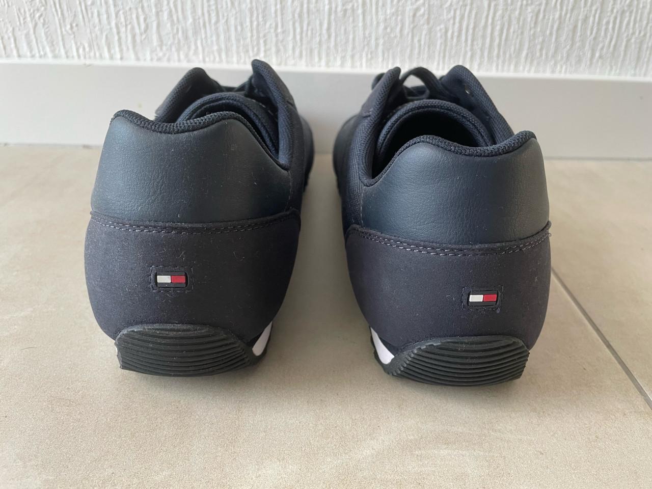 Tommy Hilfiger sneakers mt 45