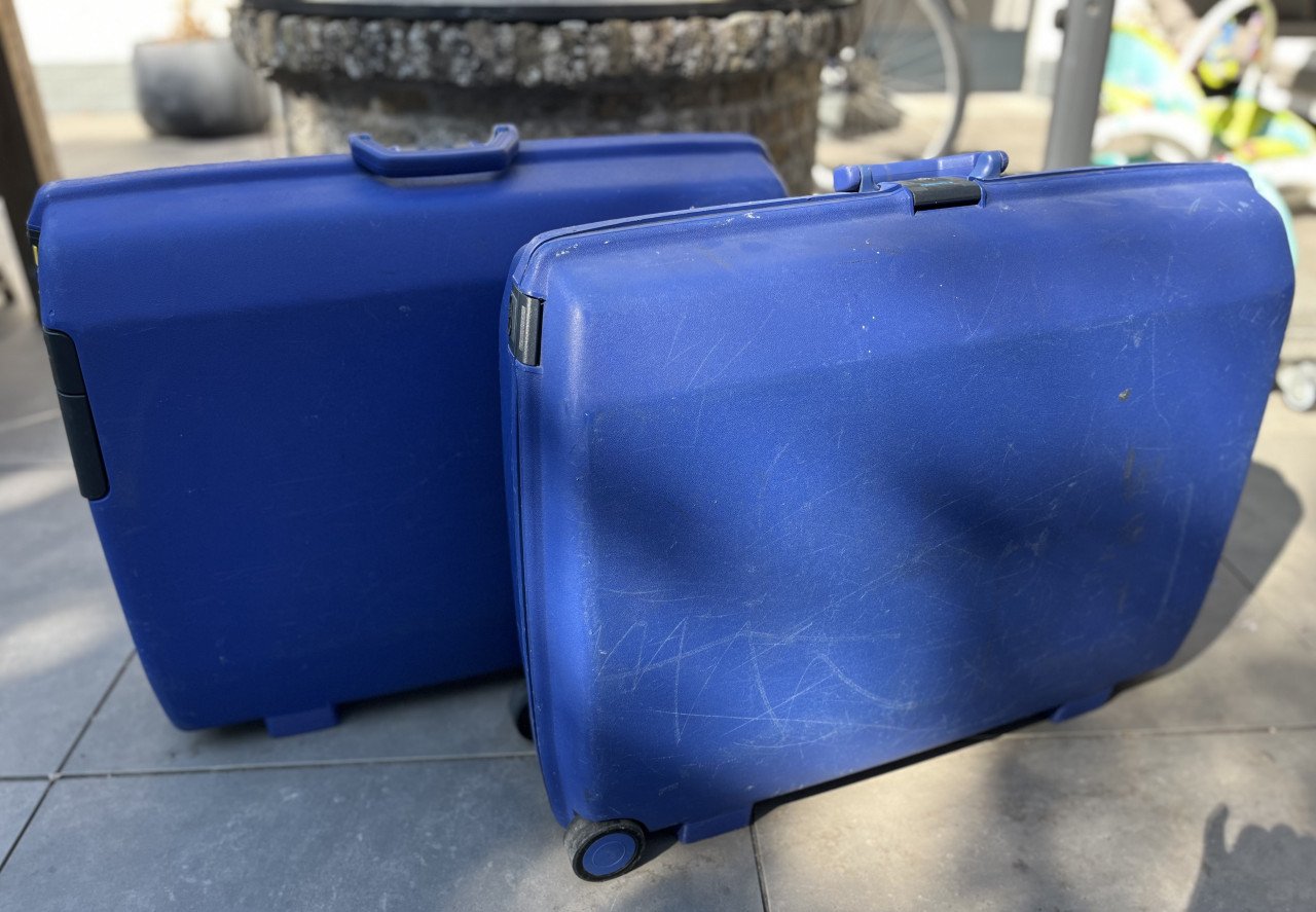 Te koop 2 blauwe samsonite koffers