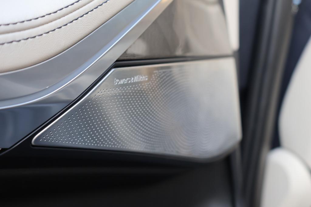 BMW X7 xdrive40i 6p. l 340 pk l panodak skylounge l laser l head-up l 3500 