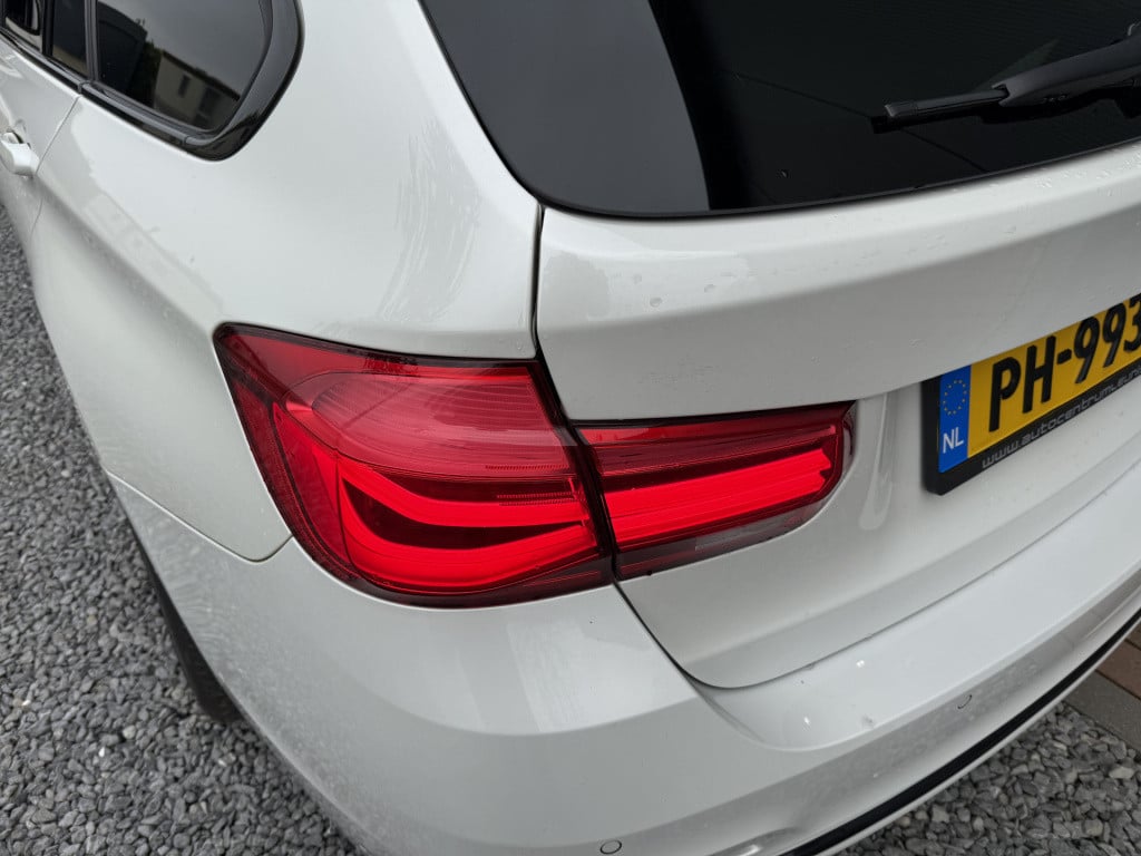 BMW 3-serie touring 318i automaat high executive sportline