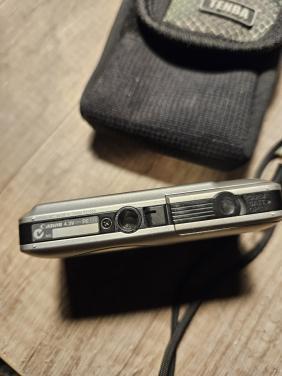 Werkende mooie Canon Digital IXUS 100 IS camera met tas...