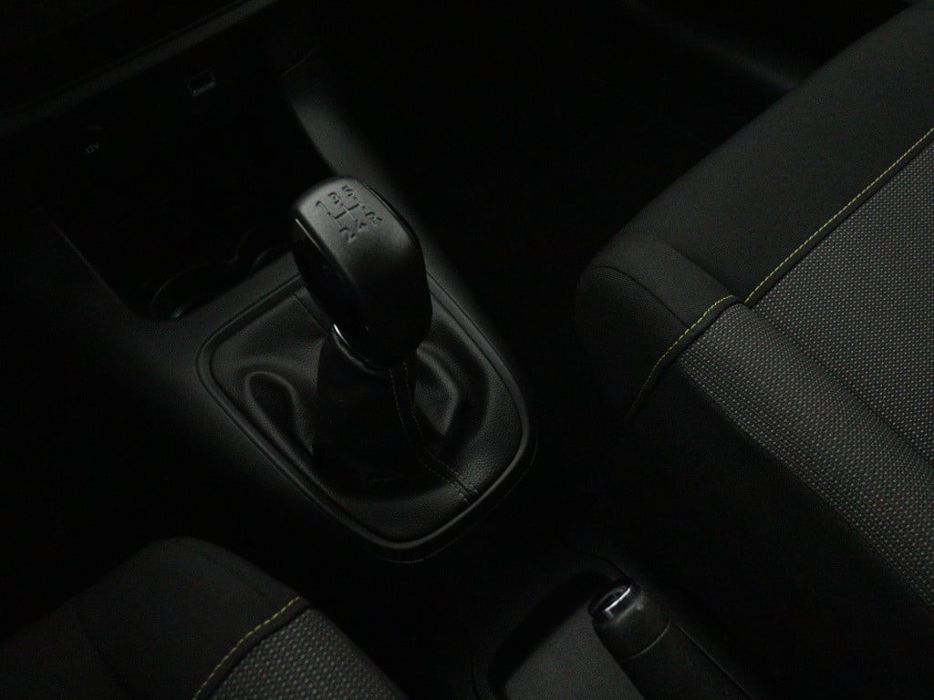 Citroen C3 82 pk feel | rijklaar | parkeersensoren achter | apple carplay /