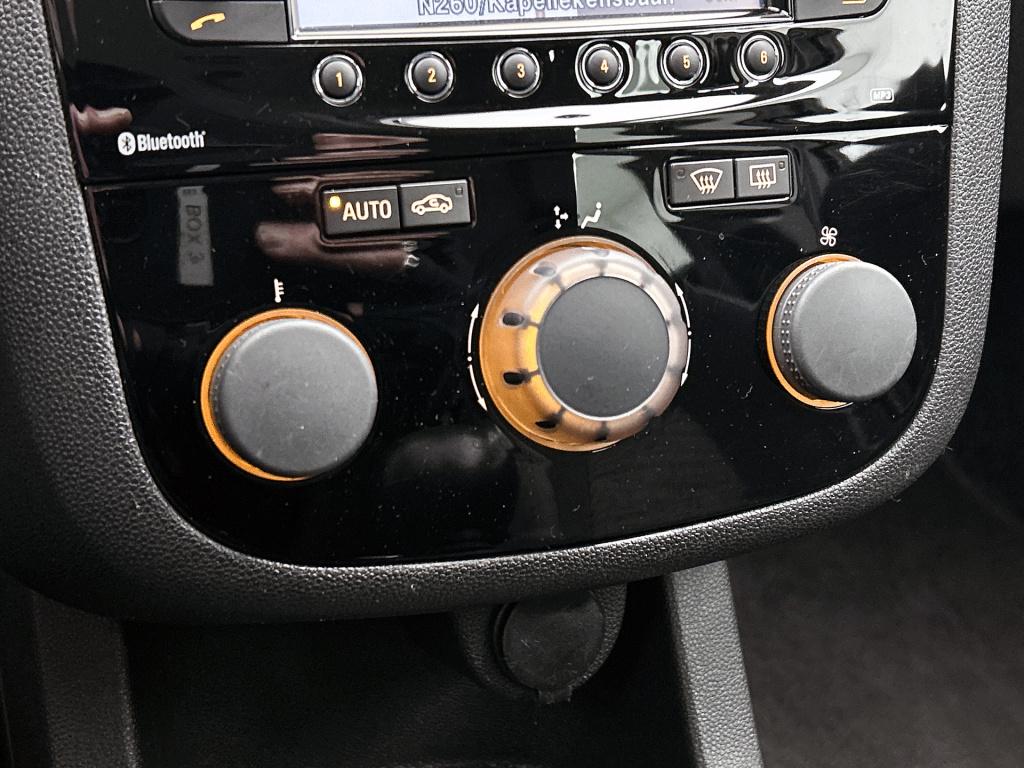 Opel Corsa 1.2-16v business+ | trekhaak | nieuwe apk |