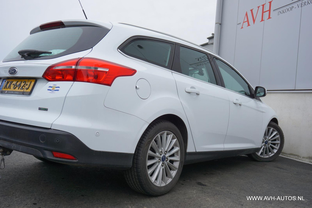 Ford Focus wagon 1.0 titanium